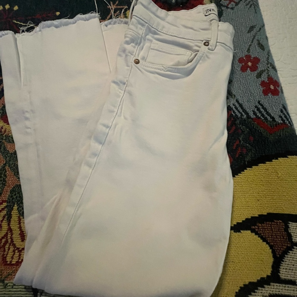 ZARA Classic White Denim JEANS size 6